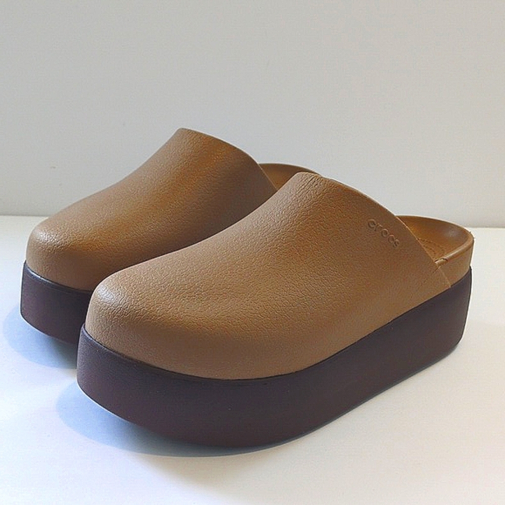 CROCS Dylan Platform Clog NIB - Picture 2 of 8